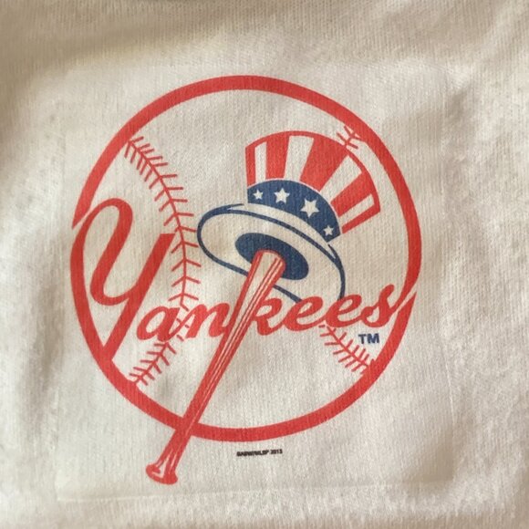 Build a Bear BAB NY Yankees T-Shirt Outfit Red White Blue Baseball Bat Hat - Picture 5 of 11